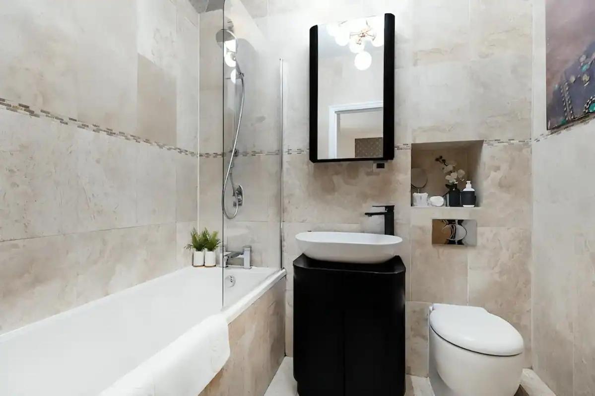 Ferienwohnung Awesome Leicester Sq! Fashion Flat For Theatre Families And Happy Friends London Exterior foto